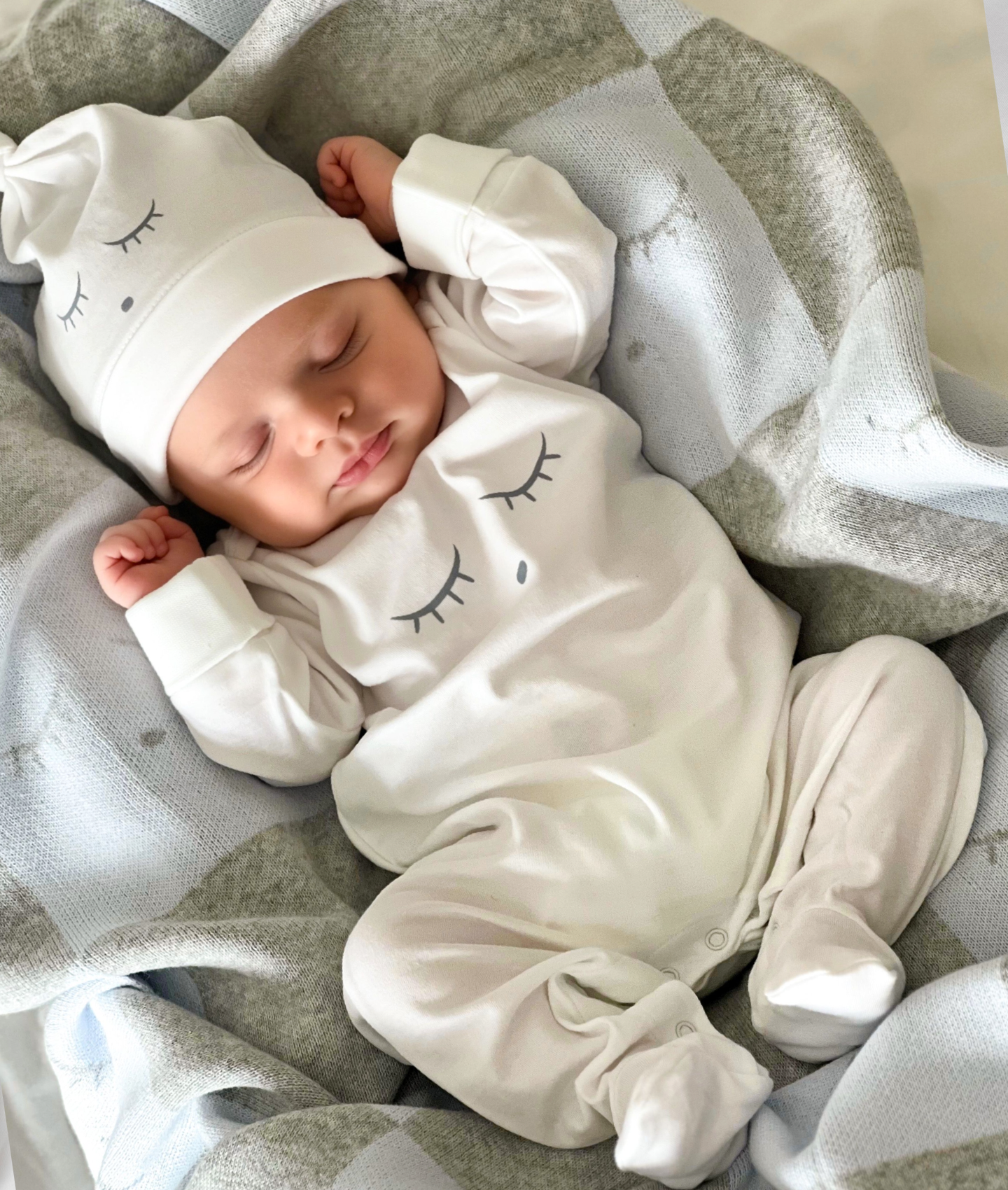 Sleeping Cutie Cover Footie